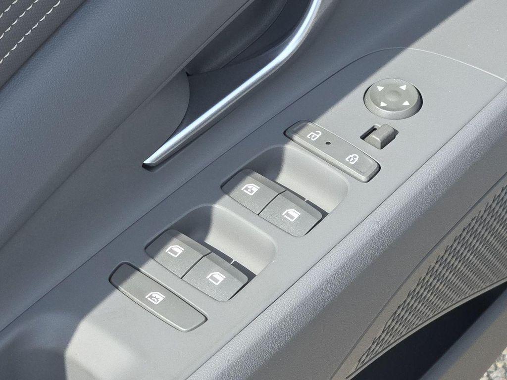 new 2025 Hyundai ELANTRA HEV car, priced at $26,215