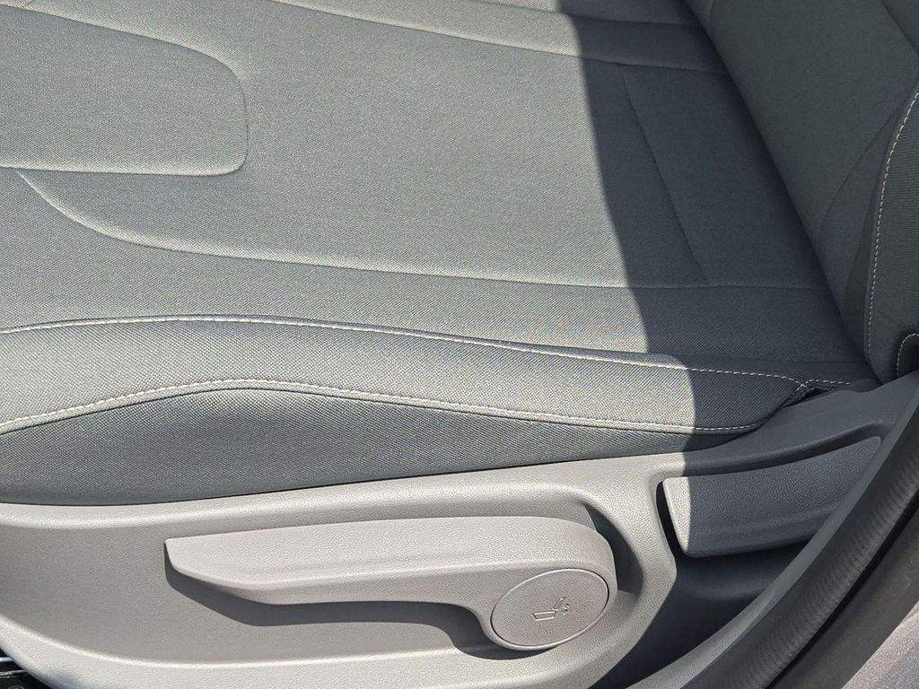 new 2025 Hyundai ELANTRA HEV car, priced at $26,215