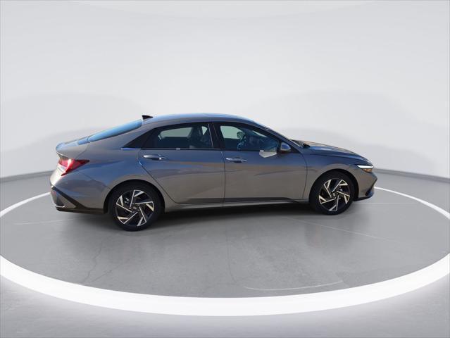 new 2024 Hyundai Elantra car, priced at $22,790