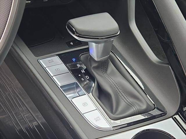 new 2025 Hyundai Elantra car, priced at $29,804