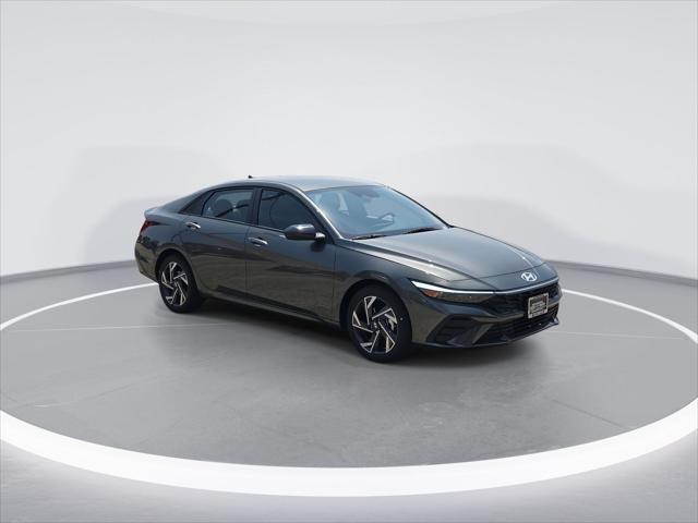 new 2025 Hyundai Elantra car, priced at $23,214