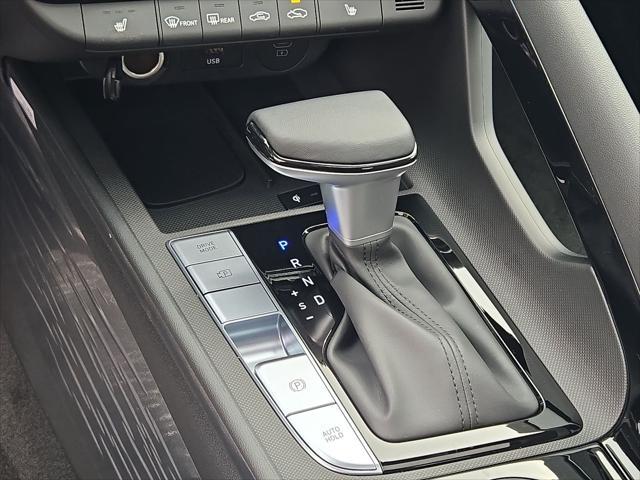 new 2025 Hyundai Elantra car, priced at $26,662