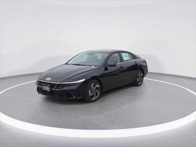 new 2025 Hyundai Elantra car, priced at $26,662