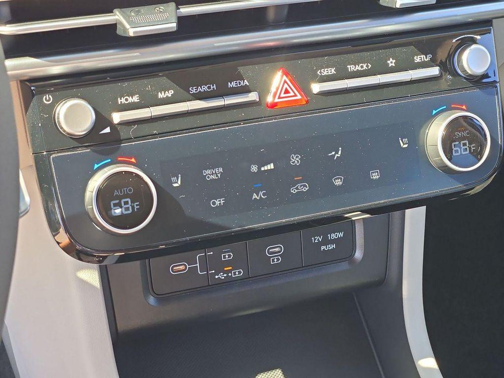 new 2025 Hyundai TUCSON Hybrid car, priced at $29,739