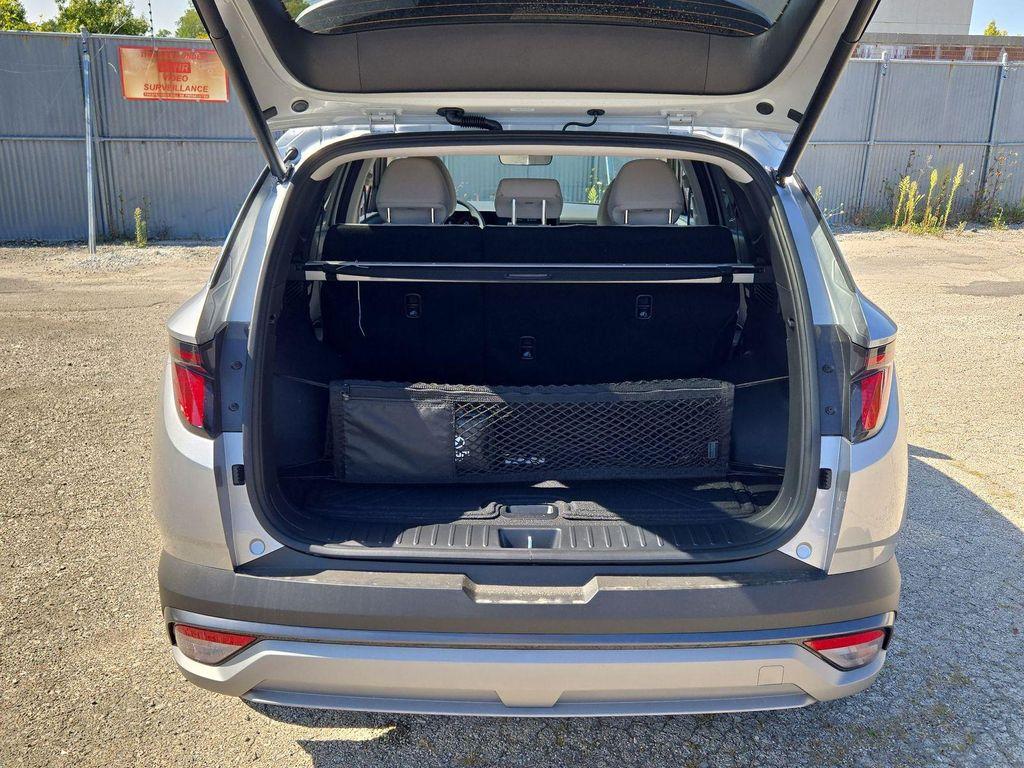 new 2025 Hyundai TUCSON Hybrid car, priced at $29,739