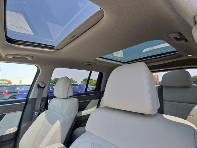 new 2025 Hyundai Santa Fe car, priced at $45,898