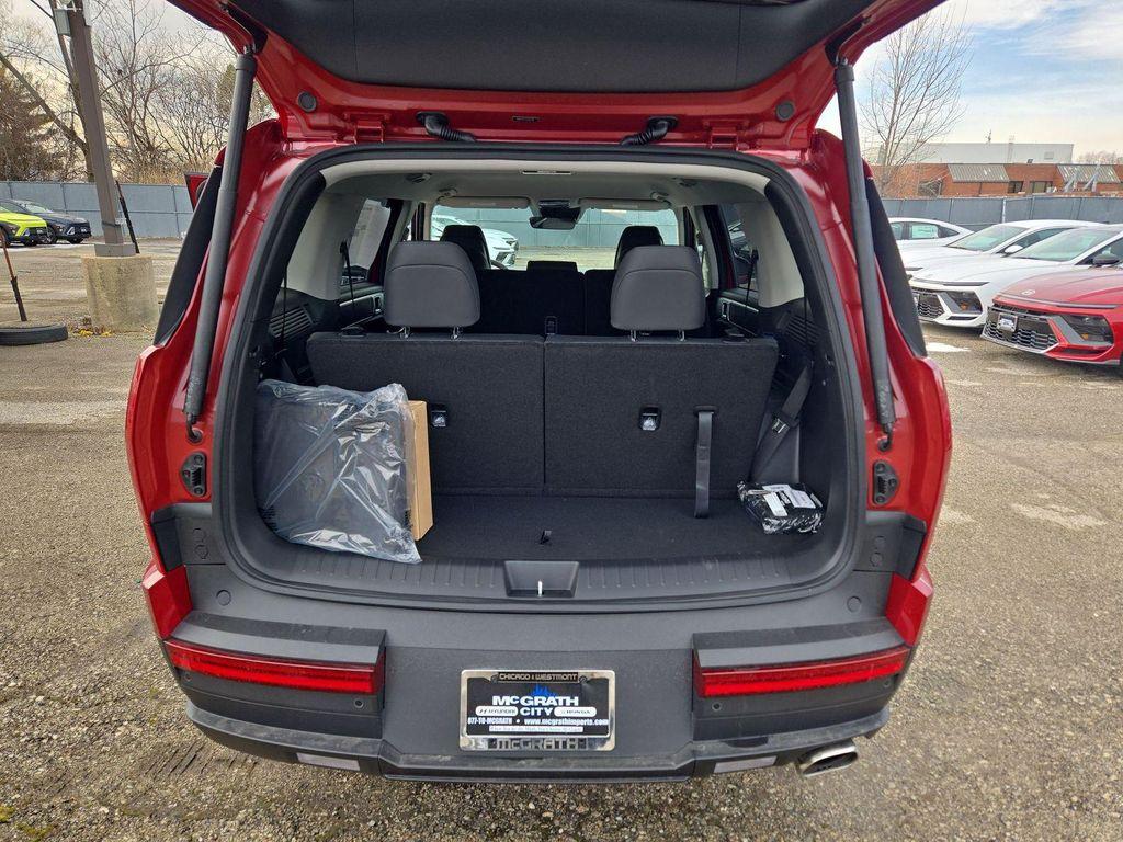 new 2025 Hyundai Santa Fe car, priced at $35,343