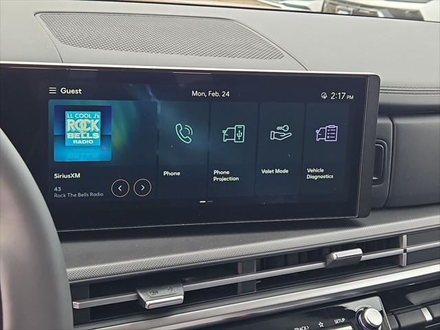 new 2025 Hyundai Santa Fe car, priced at $38,127