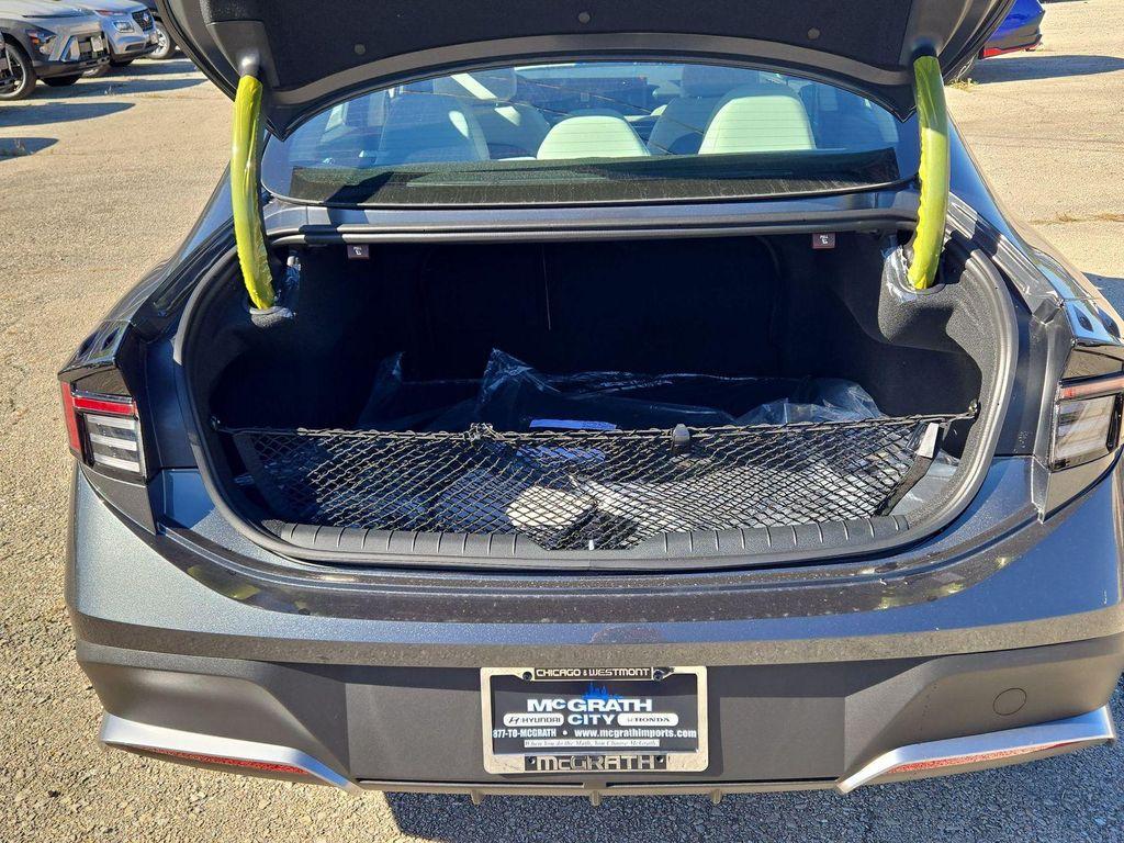 new 2026 Hyundai Sonata Hybrid car, priced at $30,270