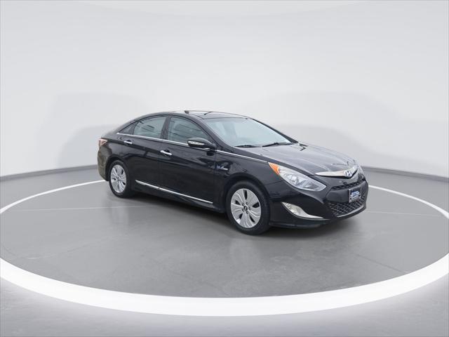 used 2015 Hyundai Sonata Hybrid car, priced at $9,500