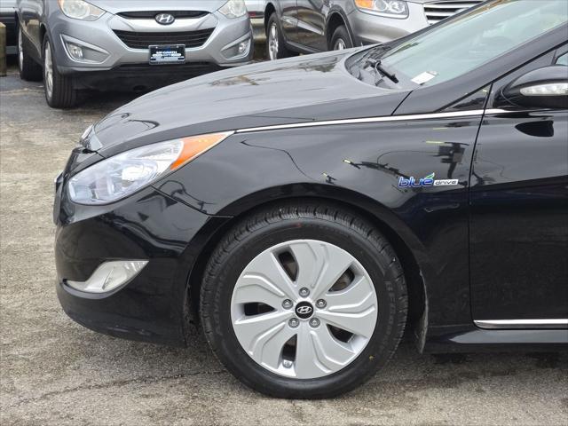 used 2015 Hyundai Sonata Hybrid car, priced at $9,500