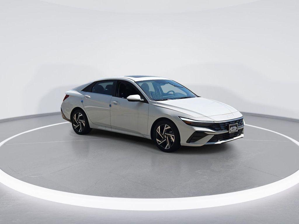 new 2025 Hyundai Elantra car, priced at $26,472