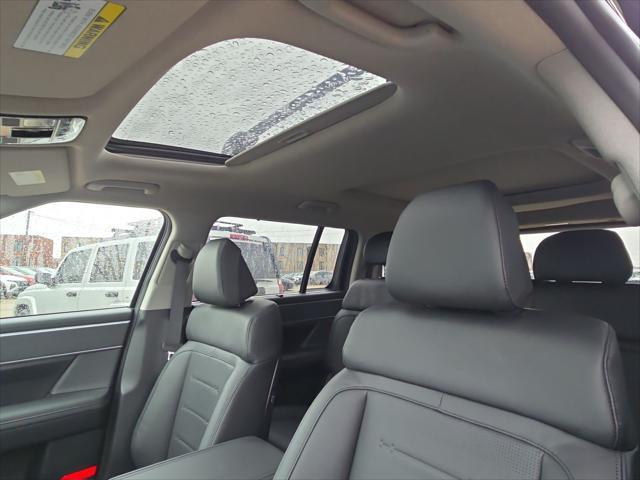 new 2025 Hyundai Santa Fe car, priced at $46,496