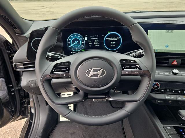 new 2025 Hyundai Elantra car, priced at $27,215