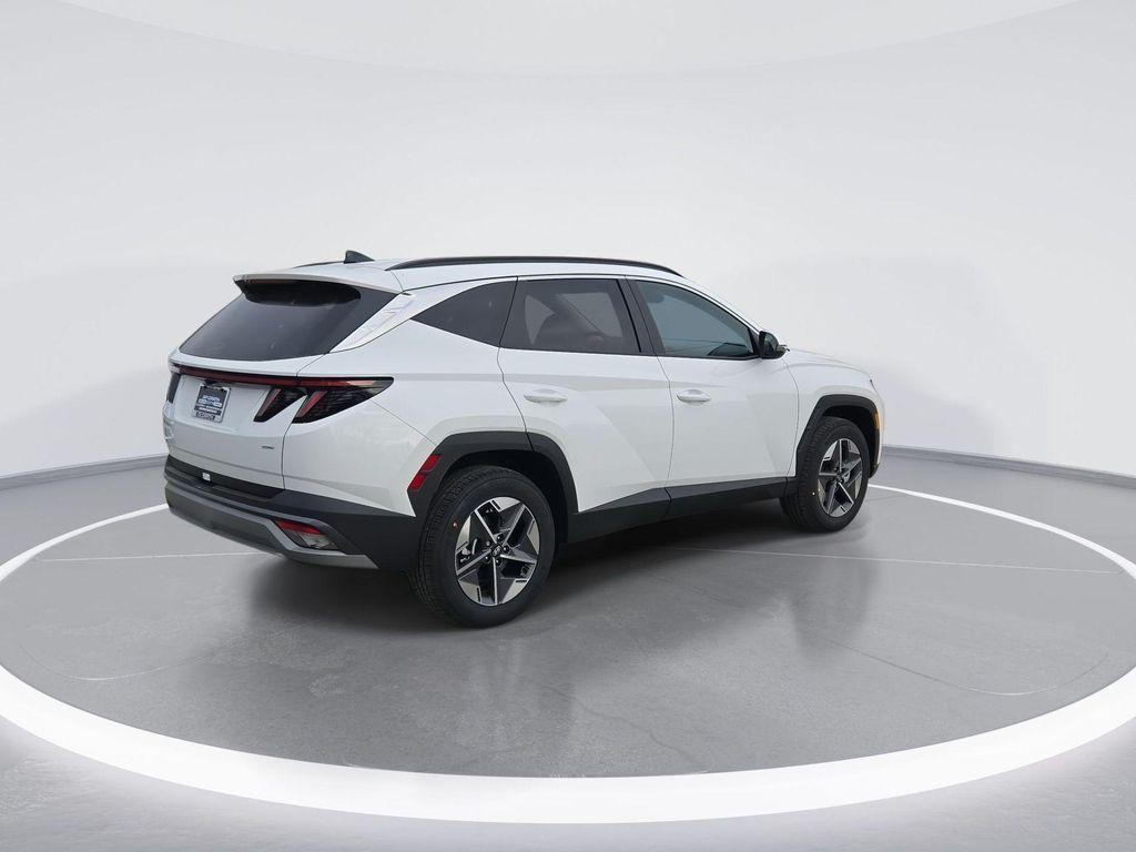 new 2025 Hyundai Tucson car, priced at $30,924