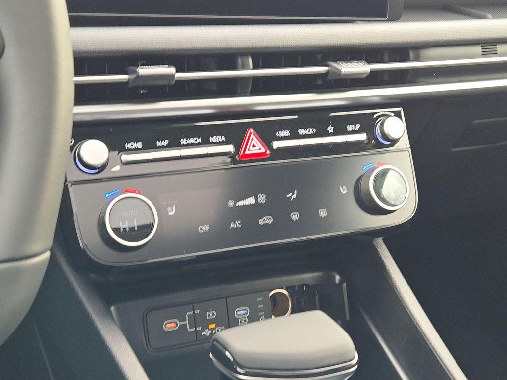 new 2025 Hyundai Tucson car, priced at $30,924