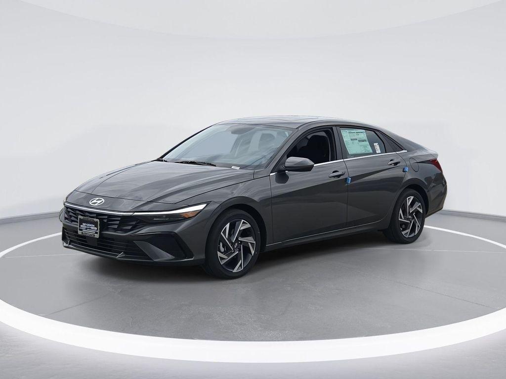 new 2025 Hyundai Elantra car, priced at $26,019