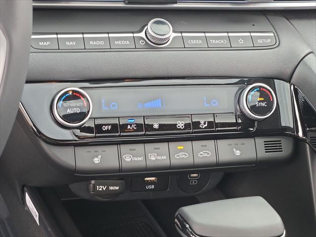 new 2025 Hyundai Elantra car, priced at $26,019