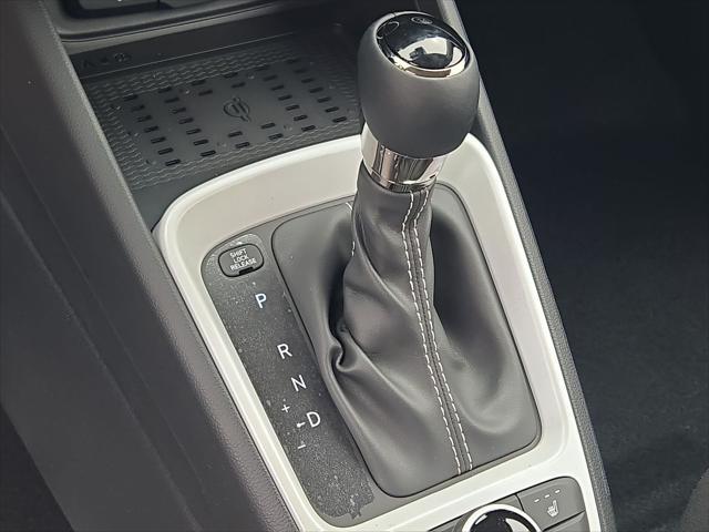 new 2025 Hyundai Venue car, priced at $24,202