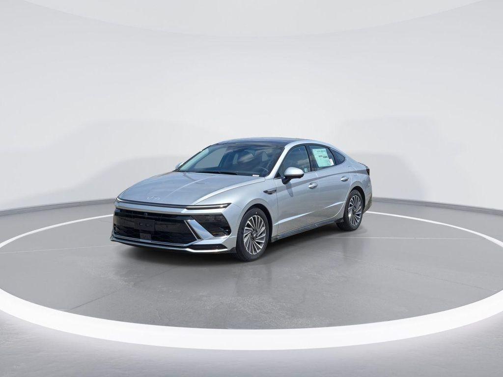 new 2025 Hyundai Sonata Hybrid car, priced at $34,358