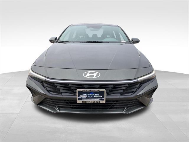 new 2024 Hyundai Elantra HEV car, priced at $25,984