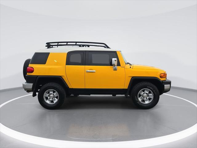 used 2008 Toyota FJ Cruiser car, priced at $13,900