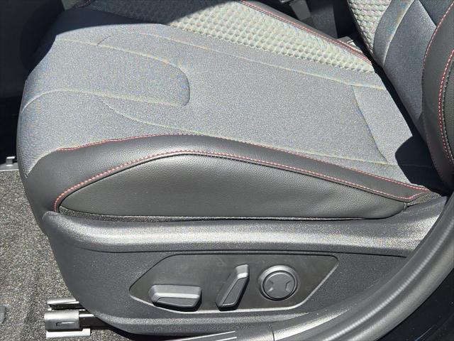 new 2025 Hyundai Elantra car, priced at $28,805