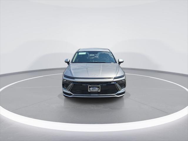 new 2025 Hyundai Sonata car, priced at $29,046