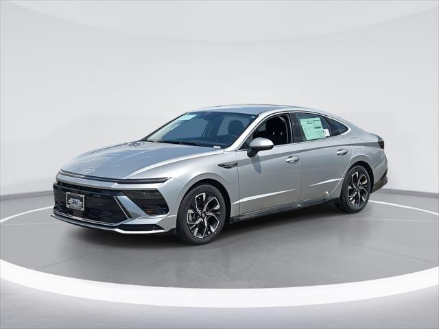 new 2025 Hyundai Sonata car, priced at $29,046