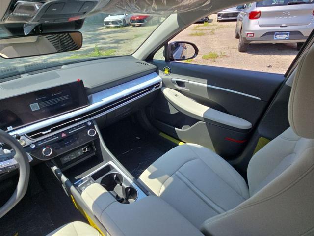 new 2025 Hyundai Sonata car, priced at $27,605