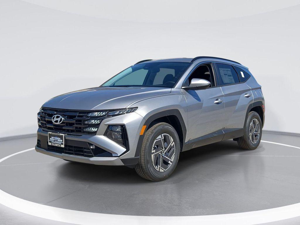 new 2025 Hyundai TUCSON Hybrid car, priced at $30,679