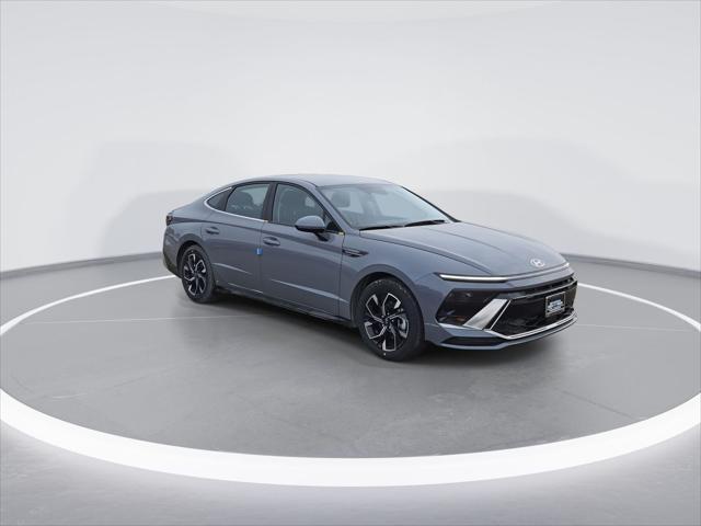 new 2025 Hyundai Sonata car, priced at $27,499