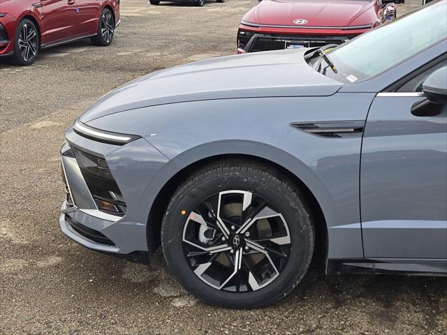 new 2025 Hyundai Sonata car, priced at $27,499