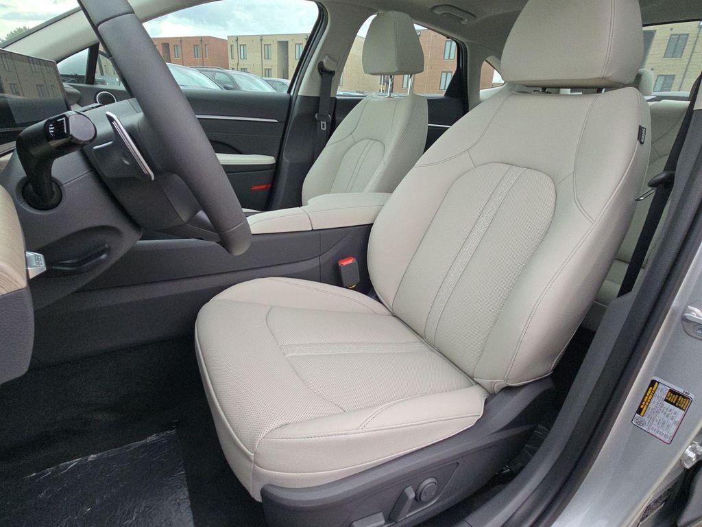 new 2025 Hyundai Sonata Hybrid car, priced at $34,023