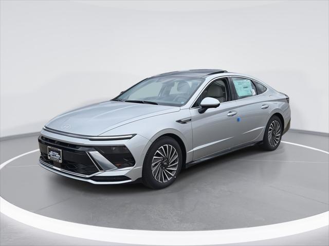 new 2025 Hyundai Sonata Hybrid car, priced at $38,155