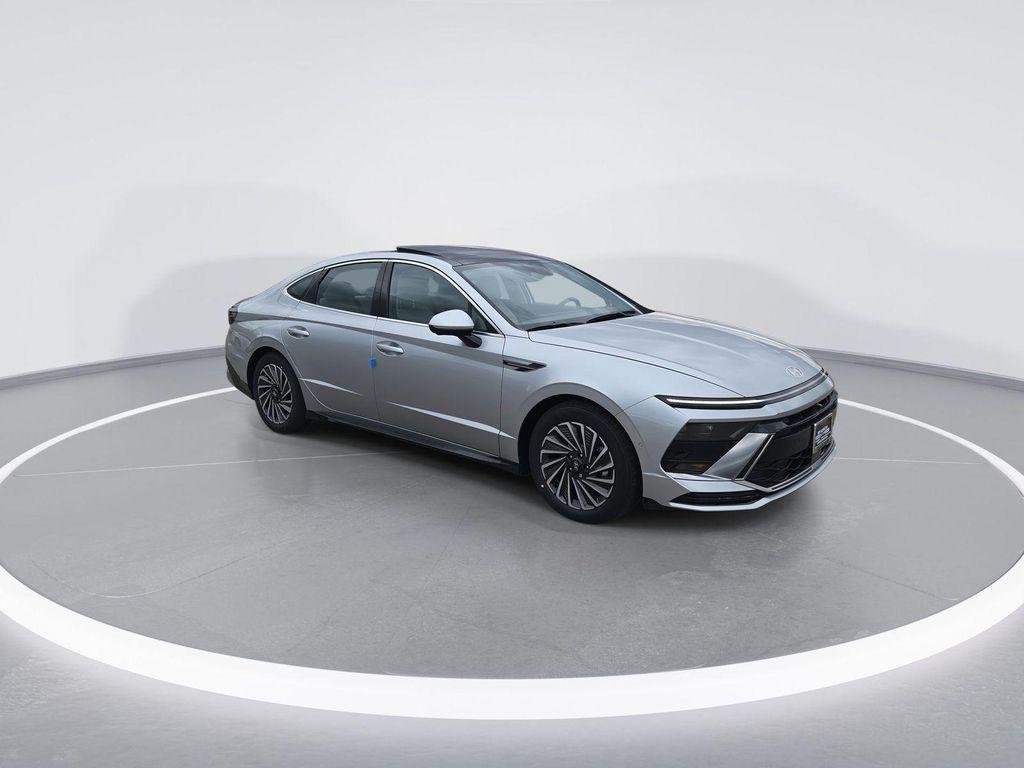 new 2025 Hyundai Sonata Hybrid car, priced at $34,023