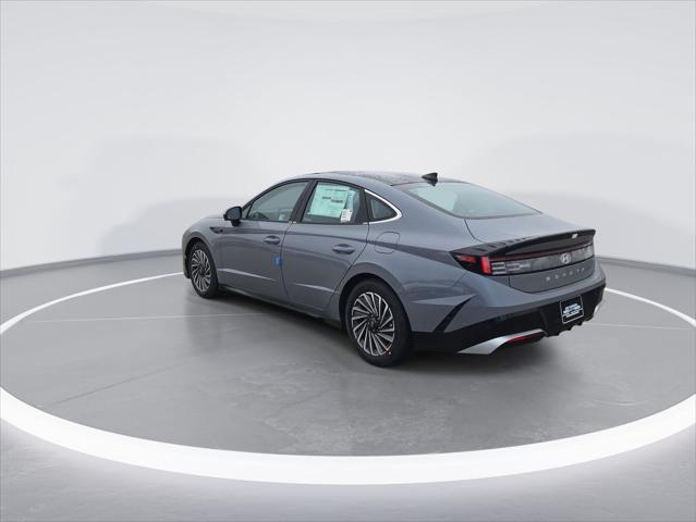 new 2025 Hyundai Sonata Hybrid car, priced at $37,840