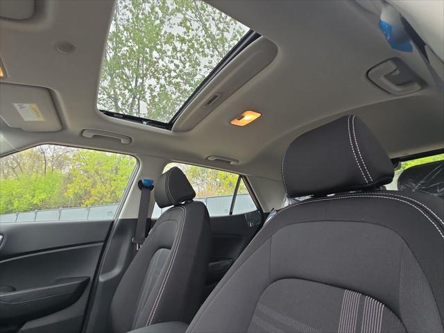 new 2025 Hyundai Venue car, priced at $22,968