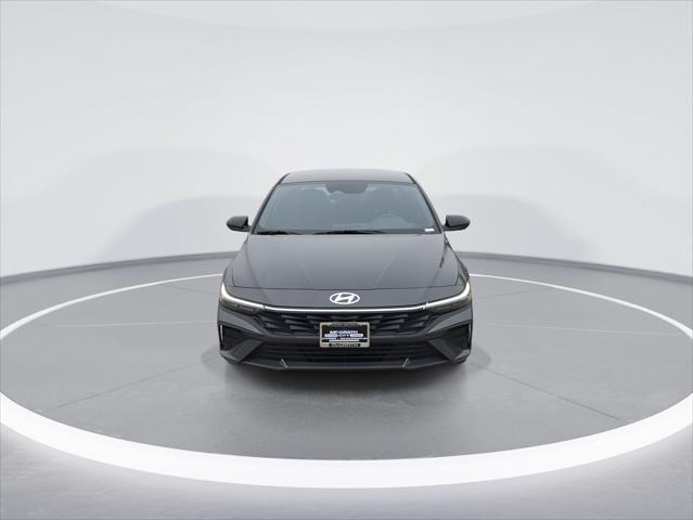 new 2025 Hyundai Elantra car, priced at $23,212