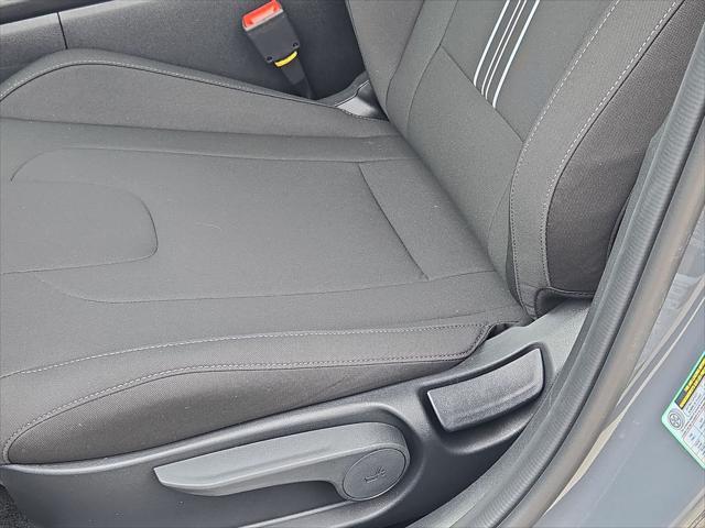 new 2025 Hyundai Elantra car, priced at $23,212