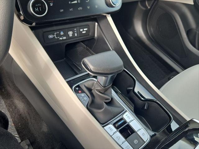 new 2025 Hyundai Tucson car, priced at $32,077