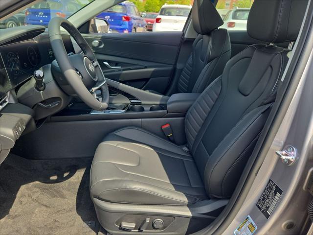 new 2025 Hyundai Elantra car, priced at $29,827
