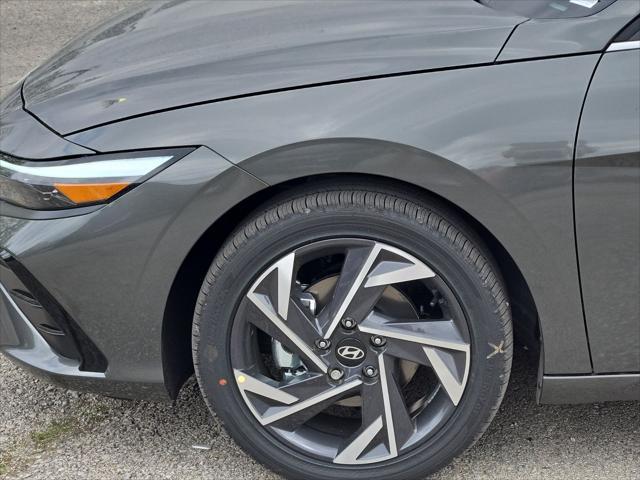 new 2025 Hyundai Elantra car, priced at $29,823