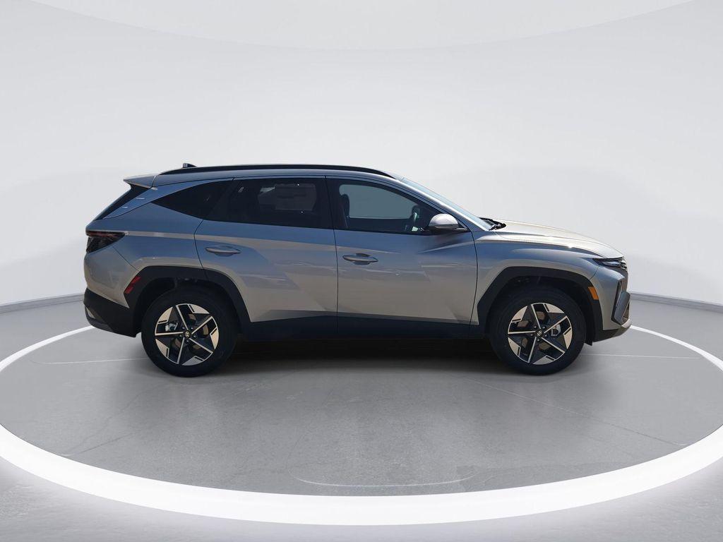 new 2025 Hyundai TUCSON Hybrid car, priced at $32,822