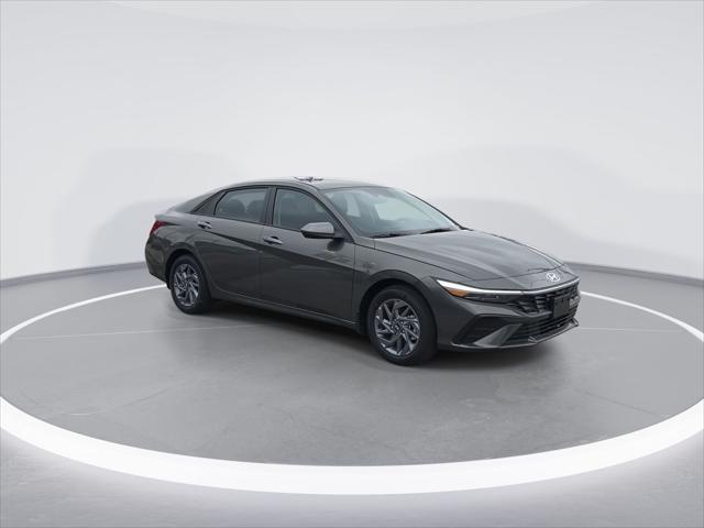 new 2025 Hyundai ELANTRA HEV car, priced at $25,520