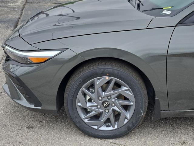 new 2025 Hyundai ELANTRA HEV car, priced at $25,520