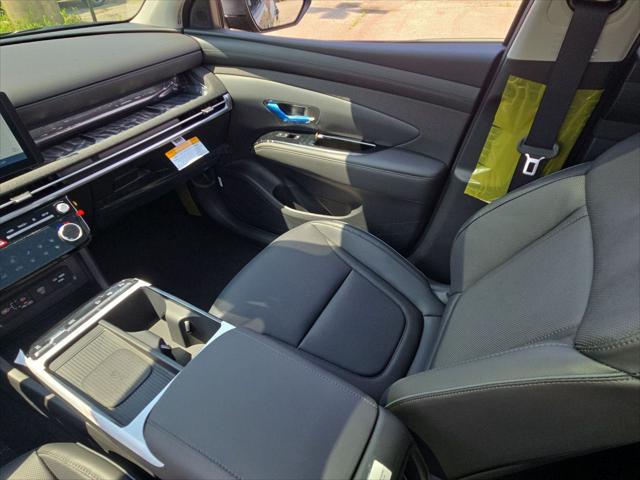 new 2025 Hyundai TUCSON Hybrid car, priced at $41,357