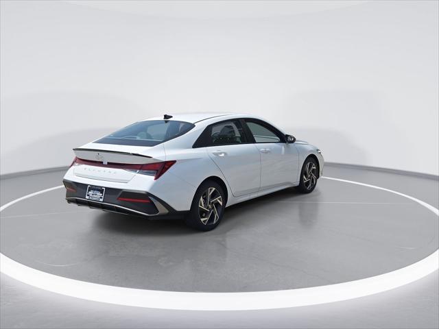 new 2025 Hyundai Elantra car, priced at $23,703