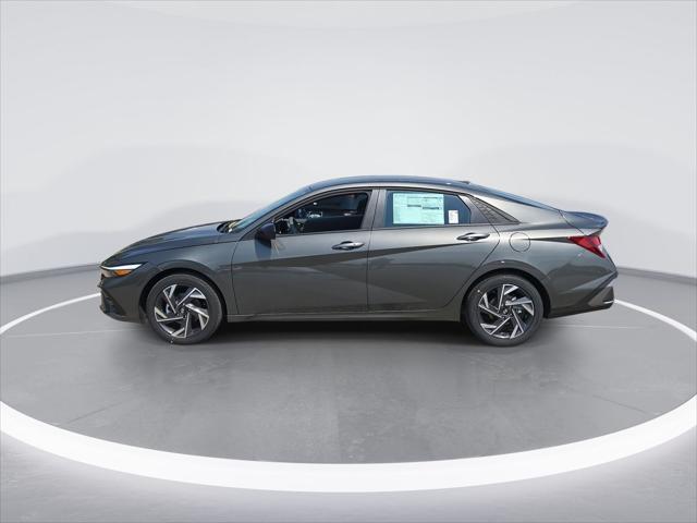 new 2025 Hyundai Elantra car, priced at $23,214