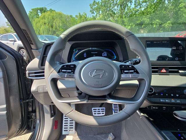 new 2025 Hyundai Elantra car, priced at $23,214